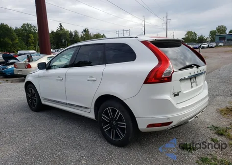 2017 Volvo Xc60 T5 Dynamic из США, поврежденный, VIN YV440MRR9H2011909